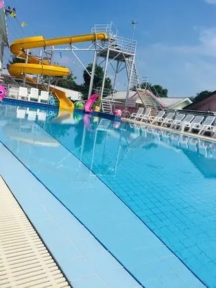 Aiem Sa Ard Resort - Havuz