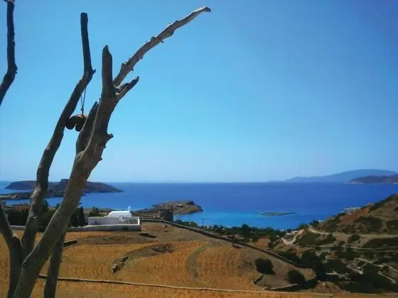 Ailouros summer hotel