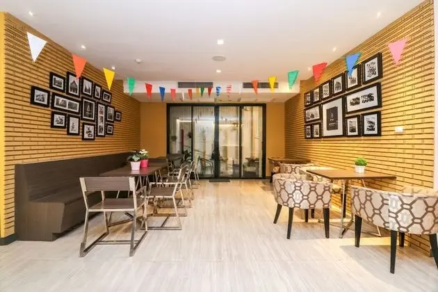 Aim House Bangkok Hotel - Yerinde Yemek