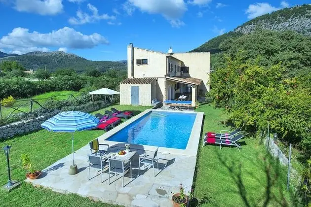 Villa Aina