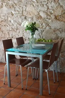 AinB Las Ramblas-Guardia Apartments - Yerinde Yemek