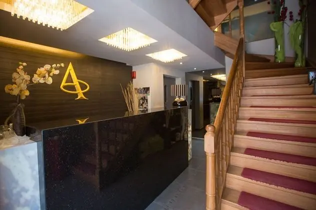 Aion Luxury Hotel - Lobi