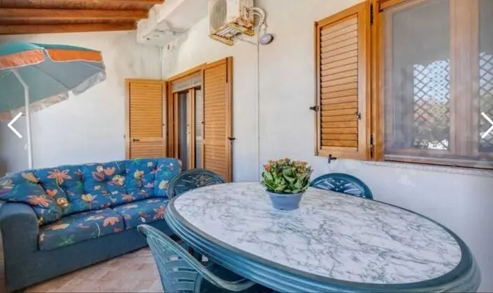 Air-conditioned Apartment 300 Meters From the sea - Oda Düzeni
