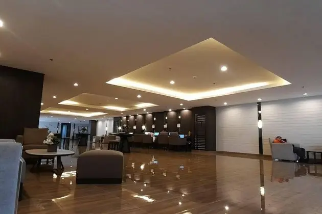 Air Residences Makati in 45th - Lobi