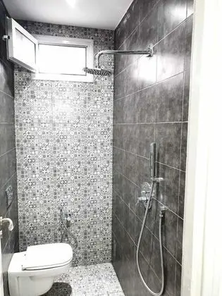 Airbetter - Spacious & Bright Seaview 3bedroom Apartment Korba - İç Mekan