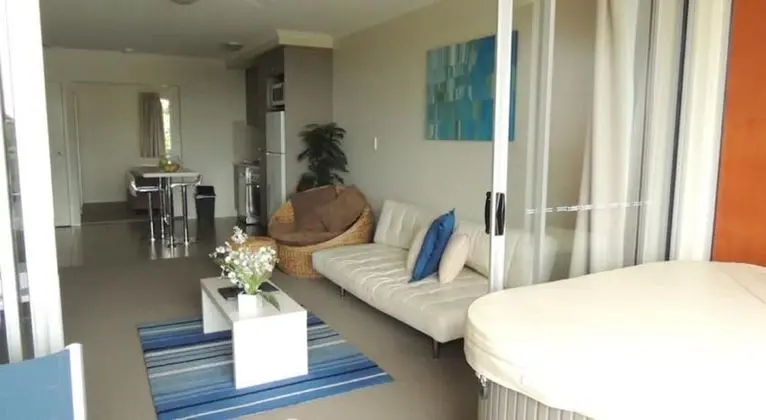 Airlie Central Apartments - Oda