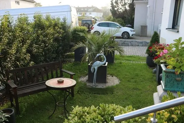 Airport Apartment Rooms - Dış Mekanlar