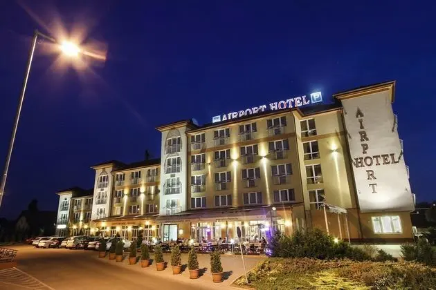 Airport Hotel Budapest - Öne Çıkan Resim
