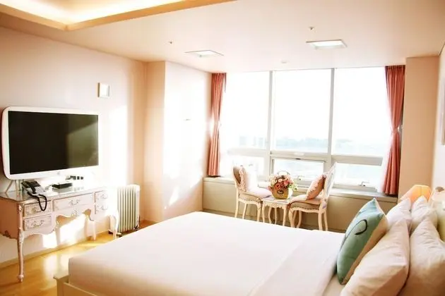 Airport Capsule Hotel Fly Me to the Moon - Öne Çıkan Resim