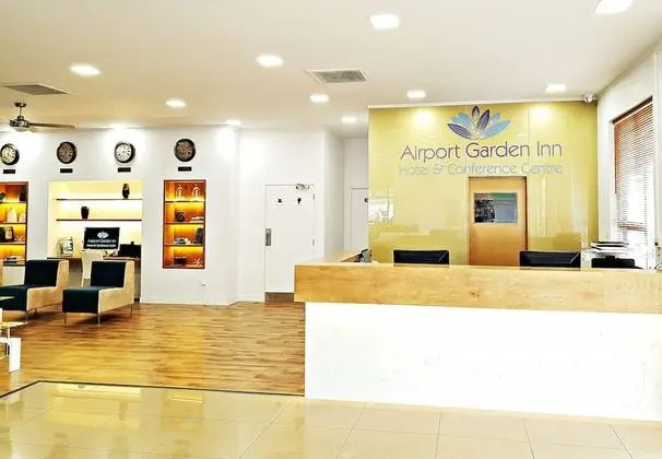 Airport Garden Inn - Lobi