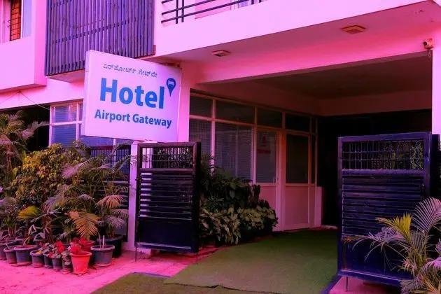 Airport Gateway