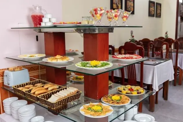 Airport Hotel Hanoi Convenient & Friendly - Yerinde Yemek