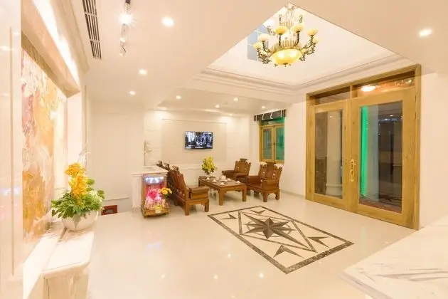 The Airport Hotel - Lobi