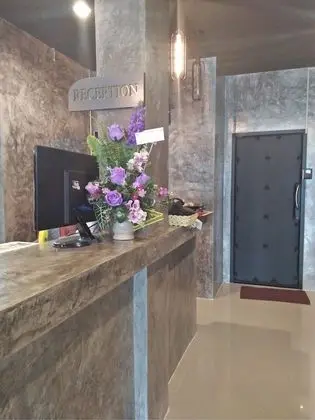 Airport Hostel Phuket - Lobi