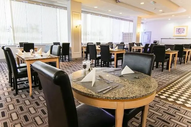 Airport Inn Gatwick - Yerinde Yemek