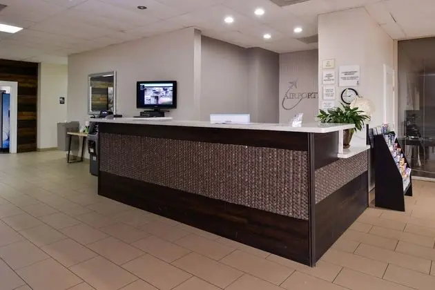 Airport Inn - Lobi