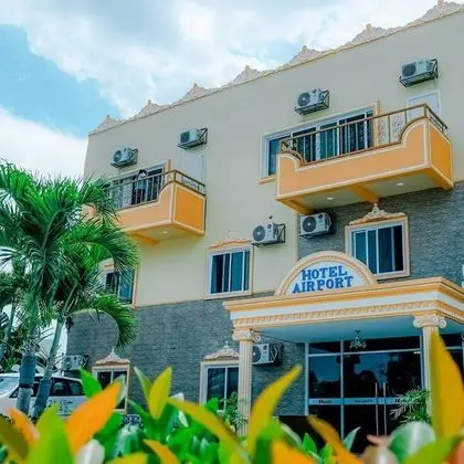 Airport Hotel - Dış Mekan