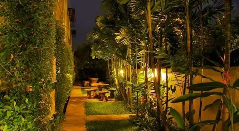 Airport Mansion Phuket - Dış Mekan