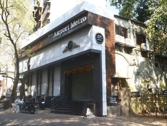 Airport Metro