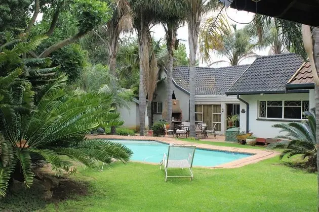 AIRPORT MODJADJI GUEST HOUSE