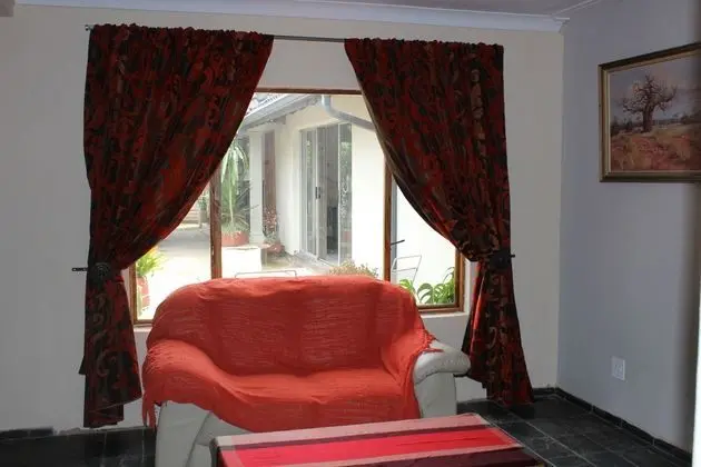 AIRPORT MODJADJI GUEST HOUSE