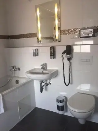 Airport Hotel Step Inn - Banyo Tipleri
