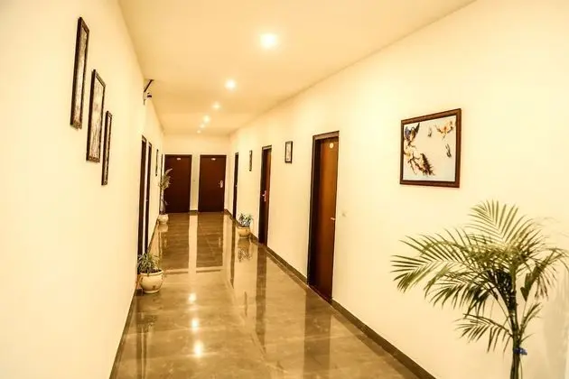 Airport Hotel Tashree - Lobi