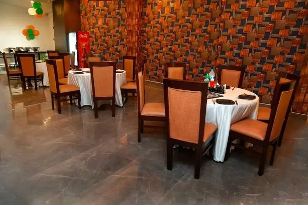 Airport Hotel Tashree - Yerinde Yemek