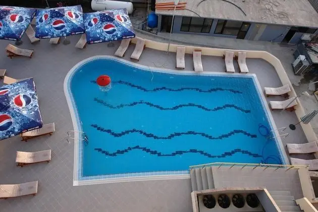 Hotel Airport Tirana - Havuz