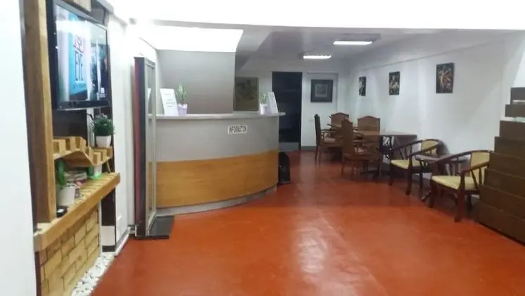 Airport Travelodge Manila - Hostel - Lobi