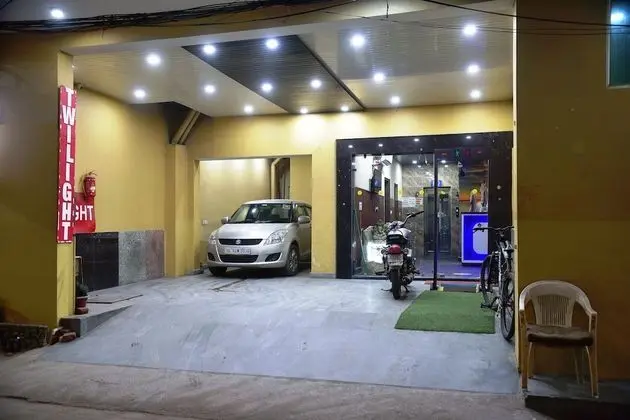 Hotel Airport Twilight