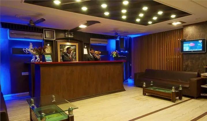 Airport Hotel Vishal Residency - Lobi
