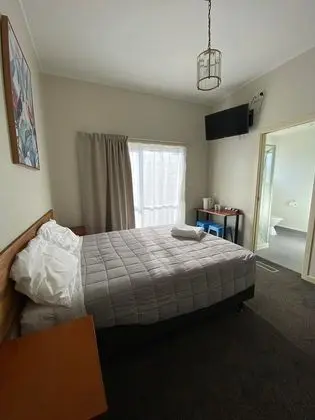 Airport Westney Lodge - Oda