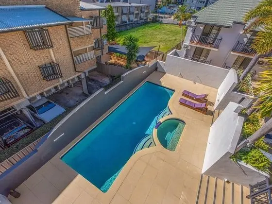 Airtrip Apartment on Russell St - Havuz