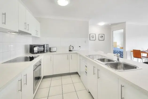 Airtrip Apartment on Russell St - Mutfak
