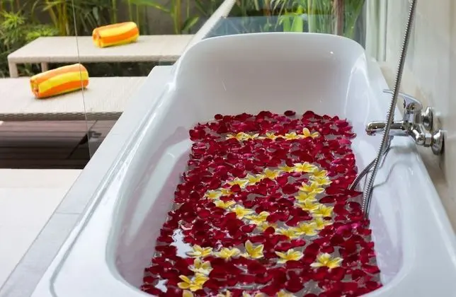 Aishwarya Exclusive Villas - Spa