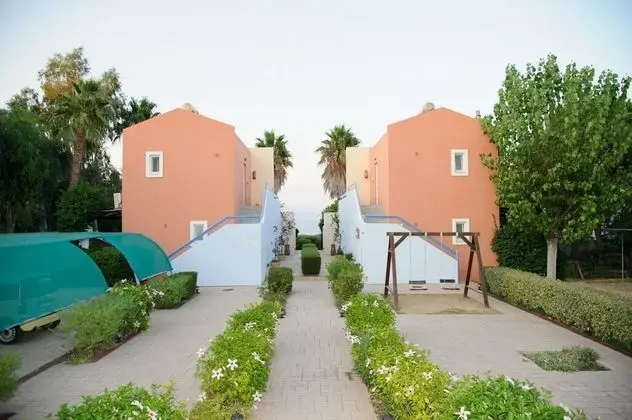 Aithrio Hotel