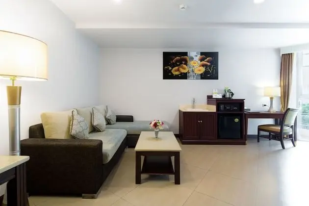 Aiyara Grand Hotel - Oda