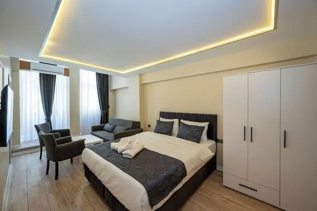 Aiza Suites