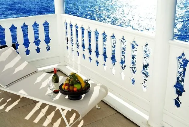 Ajia Hotel - Special Class - Dış Mekan
