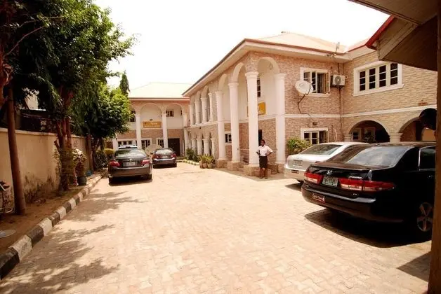Ajoy Hotel and Suite