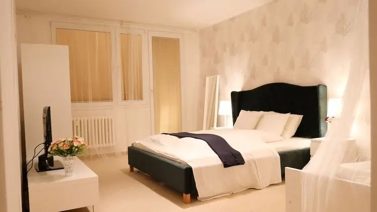 AK apartman Praha 6 - Öne Çıkan Resim