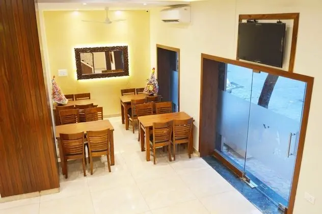 Hotel AK International - Lobi