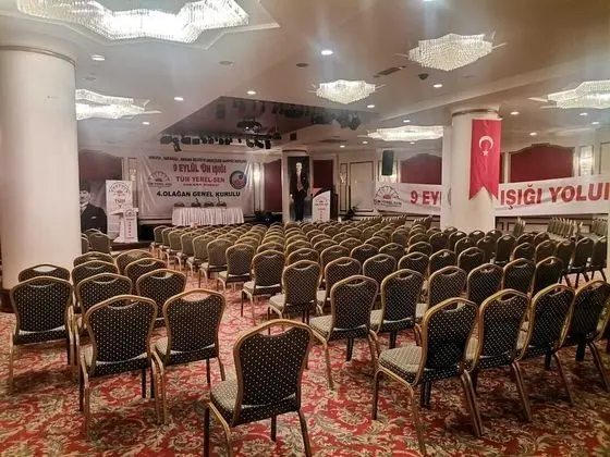 Akar International Hotel - İş / Konferans