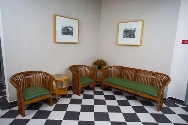 Akar Hotel Jalan TAR - Lobi