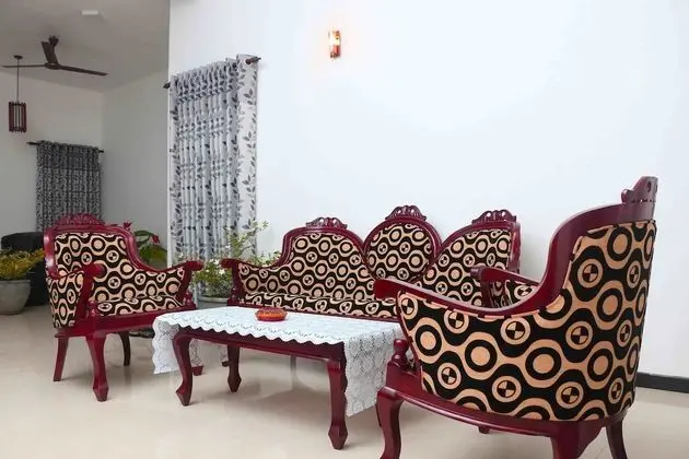 Akash Villa - Lobi