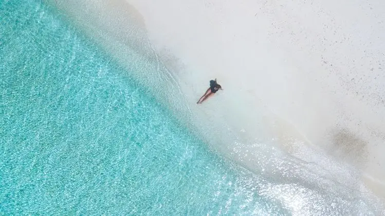 Akasha Beach Maafushi - Havuz