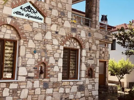 Akçapınar Altın Konakları