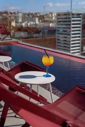 Akeah Hotel Gran Via Adults Only - Havuz