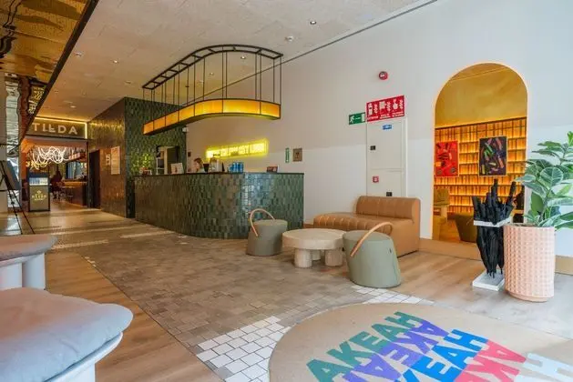 Akeah Hotel Gran Via Adults Only - Lobi